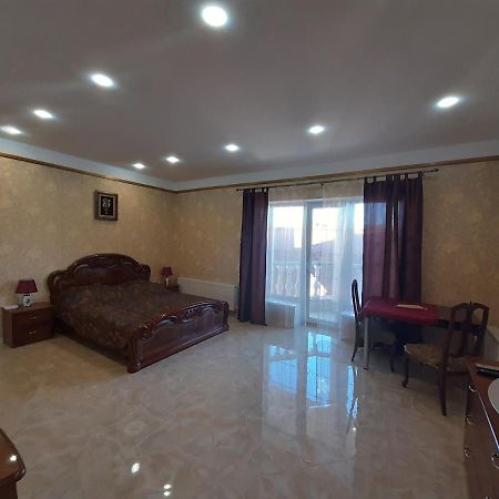 Аппартаменты С Балконом Apartment Odessa Luaran gambar